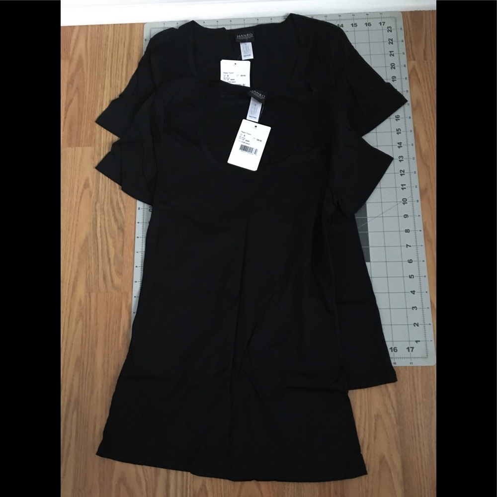 2 Hanro pajama tee